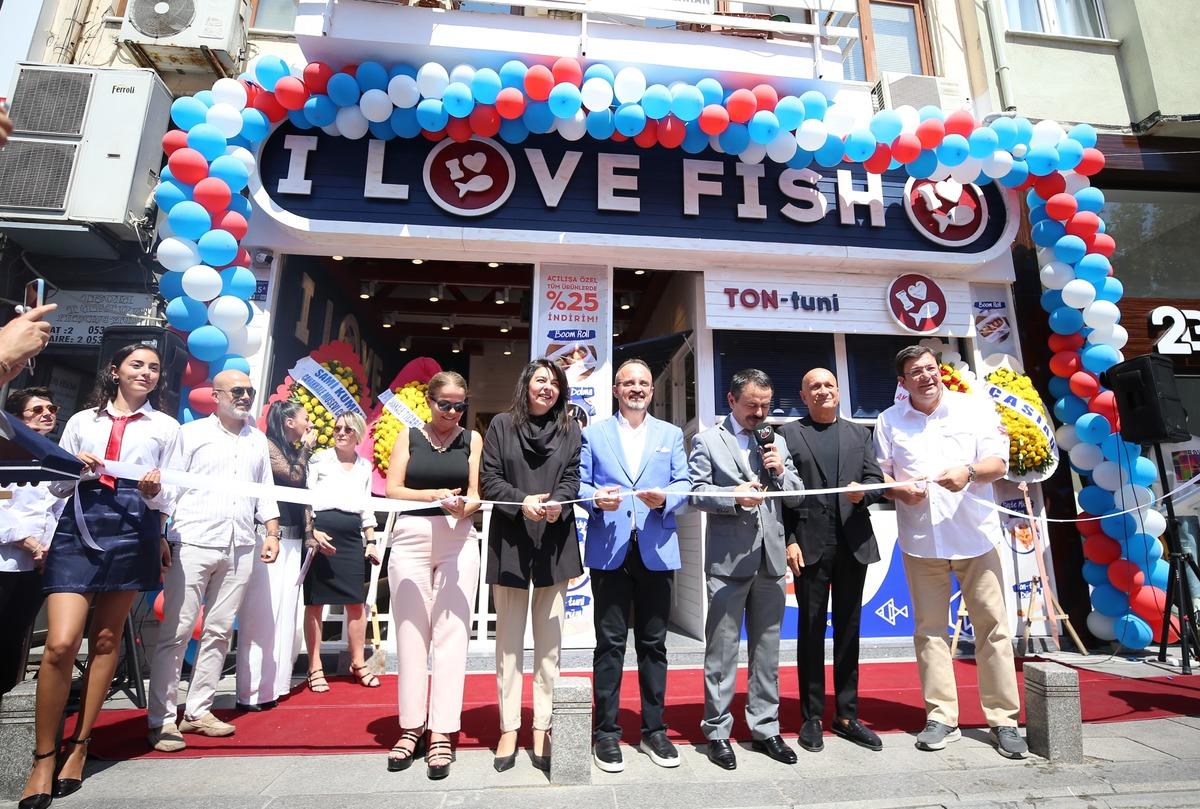 Dardanel "I Love Fish" &uuml;&ccedil;&uuml;nc&uuml; şubesini &Ccedil;anakkale'de a&ccedil;tı