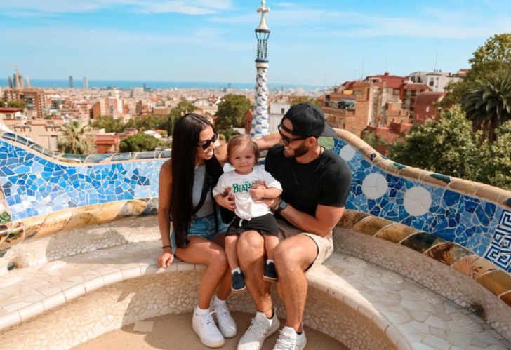 Sosyal medyada gündem oldular! “Bebeğimiz yanımızdayken dünya turu yapmak için her şeyimizi sattık” G3