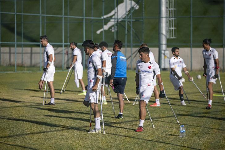 Ampute Milli Futbol Takımı, 2022 Dünya Kupası'na Erzurum'da hazırlanıyor G3