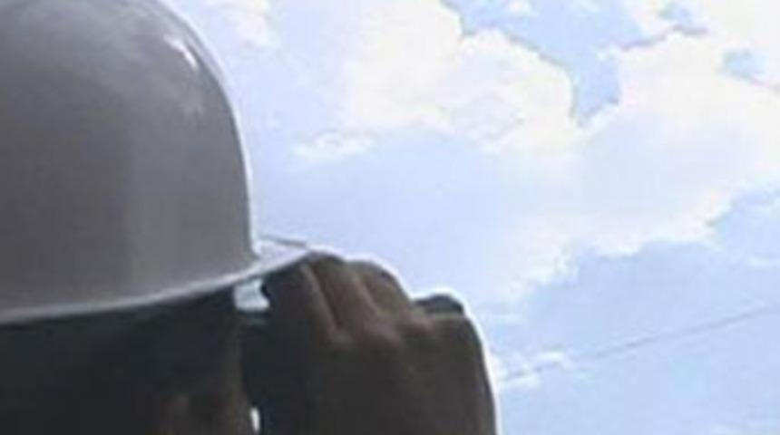 İzmir açıklarında esrarengiz uçak