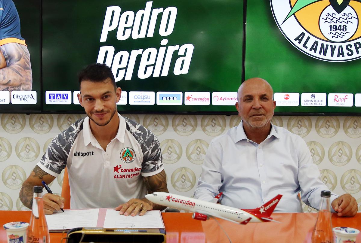 Alanyaspor, Portekizli Pedro Pereira'yı kadrosuna kattı
