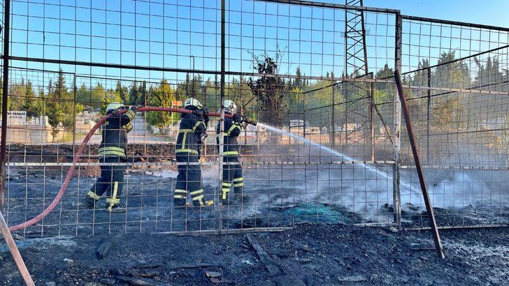 Samsun'da meyve sebze halinde çıkan yangın söndürüldü G2