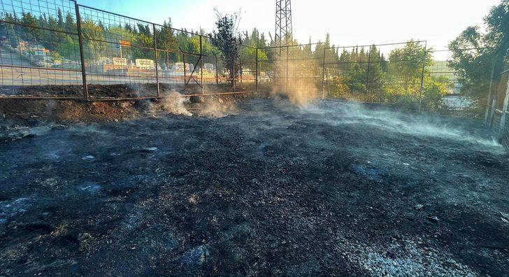 Samsun'da meyve sebze halinde çıkan yangın söndürüldü G5