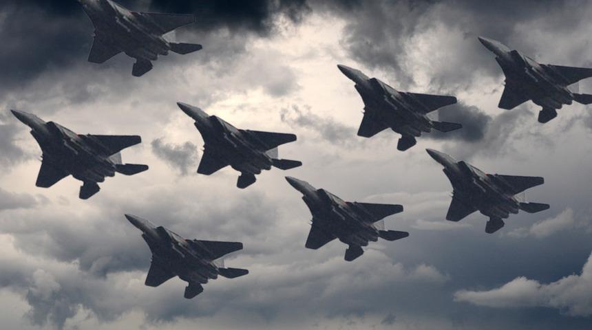 Onlarca savaş uçağı aynı anda uçtu! Bölgede yeni gerilim