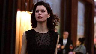 Beren Saat hayranlarını korkuttu! O detay dikkat çekti