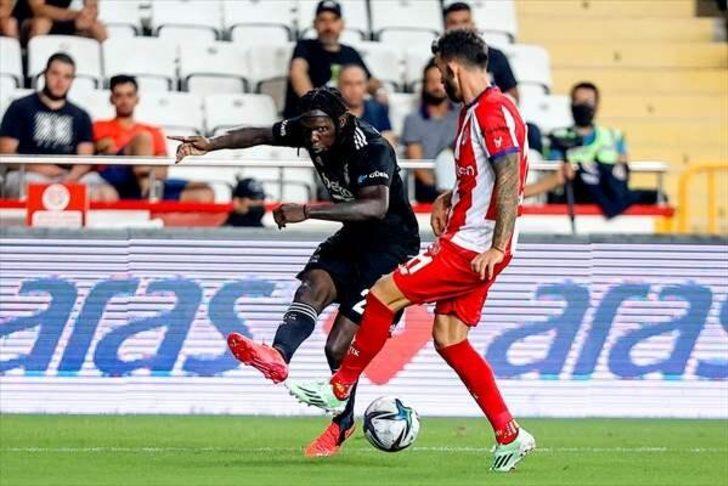 Beşiktaş'ta kadro dışı bırakılan Fabrice N'Sakala suskunluğunu bozdu! "Valerien Ismael istedi, yönetim reddetti!" G4