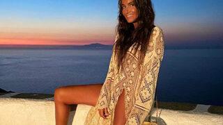 Eda Taşpınar minicik bikini altını giyip üstsüz poz verdi! Mesajı dikkat çekti