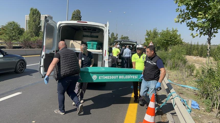 Ankara'da bir kişi yol kenarında ölü bulundu