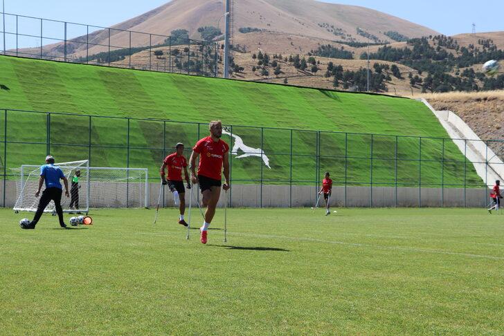 Ampute Milli Futbol Takımı Palandöken'de güç depoluyor G2
