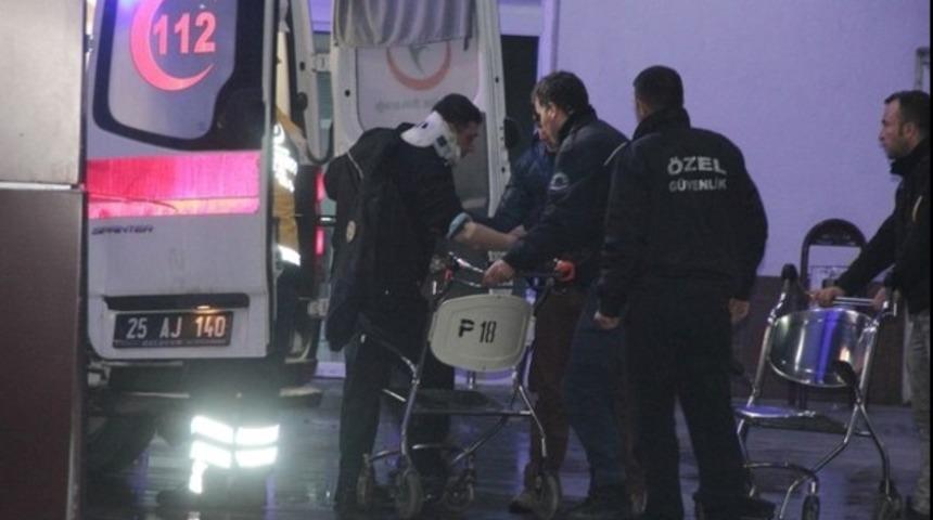 Erzurum'da polisleri taşıyan midibüs yan yattı: 18 yaralı