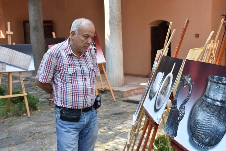 Bursa'da "Asya'dan Anadolu'ya Figürlü Türk Eserleri" fotoğraf sergisi açıldı G2