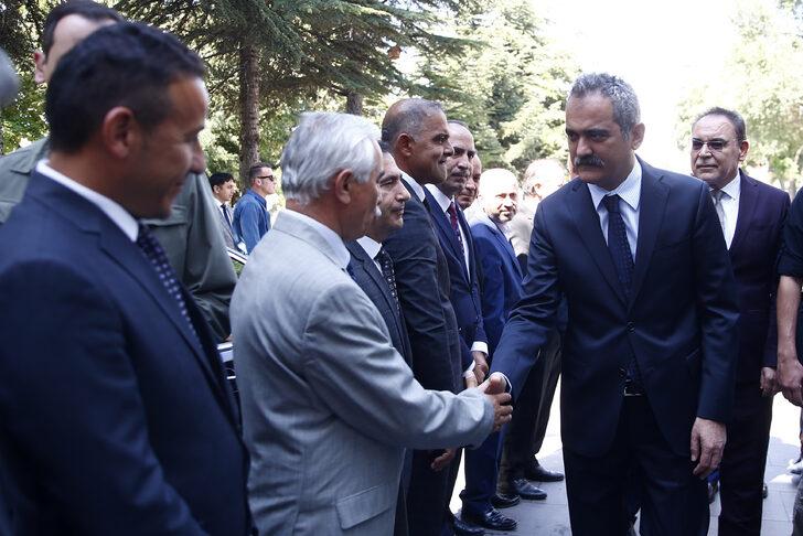 Milli Eğitim Bakanı Mahmut Özer'den "yardımcı kaynak" açıklaması: G2