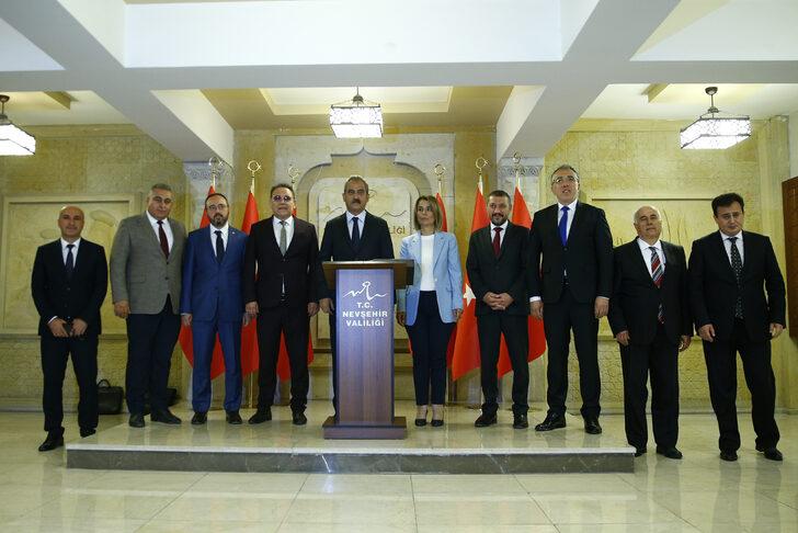 Milli Eğitim Bakanı Mahmut Özer'den "yardımcı kaynak" açıklaması: G4