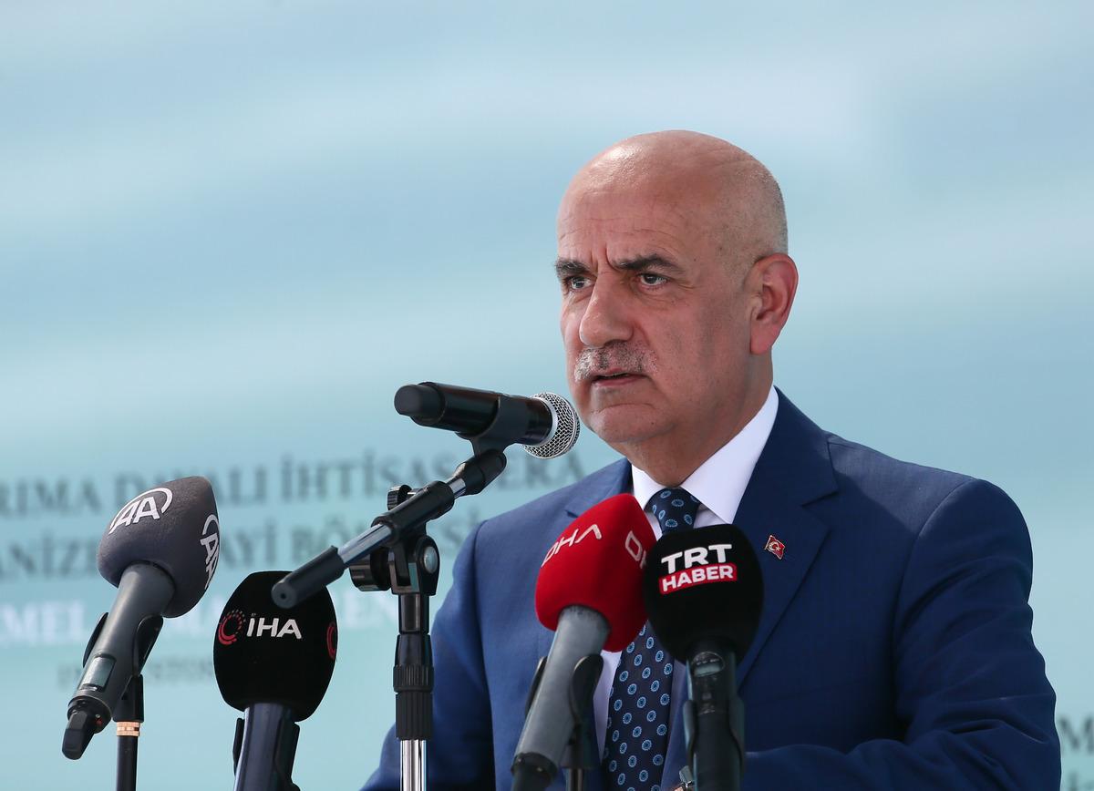 Dikili Tarıma Dayalı İhtisas Sera Organize Sanayi B&ouml;lgesi'nin temeli atıldı (2)