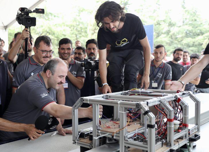 Bakan Varank, Hyperloop Geliştirme Yarışması'nı izledi: G4