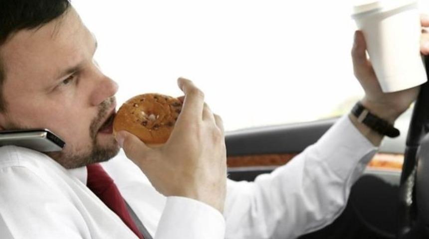 Bu şekilde telefonla konuşmayın