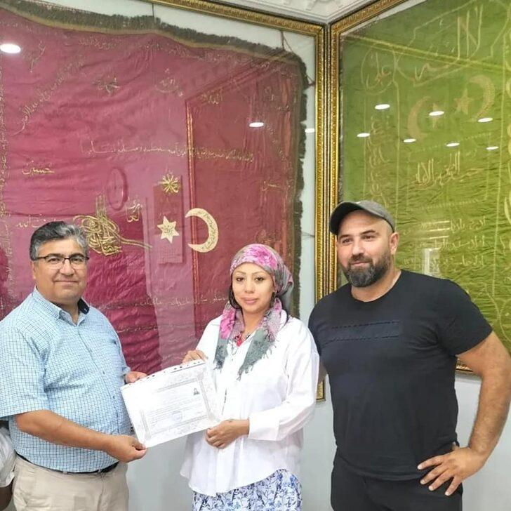 Ekvadorlu kadın Afyonkarahisar'da Müslüman oldu G3