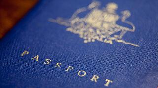 Kendini ülkenin prensi gibi tanıttı! Akıllara durgunluk veren olay, var olmayan ülkenin pasaportunu sattılar