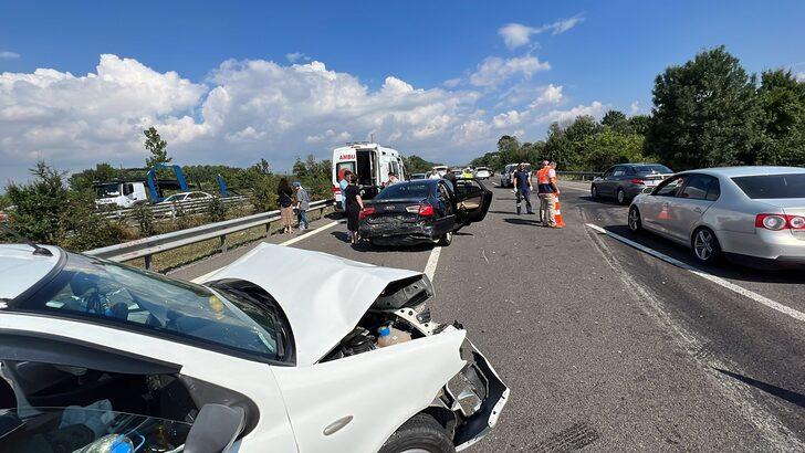 Anadolu Otoyolu'nda zincirleme trafik kazasında 7 kişi yaralandı G4