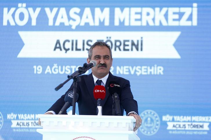 Milli Eğitim Bakanı Özer Nevşehir'de Köy Yaşam Merkezi'nin açılışında konuştu: G1