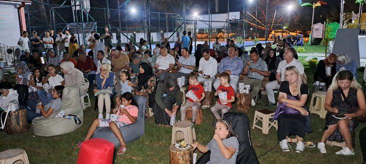 Köy Yaşam Merkezine gelen çocuklar açık havada sinema keyfi yaşadı G2