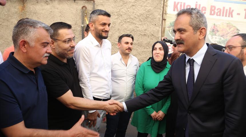 Milli Eğitim Bakanı Özer, Nevşehir'de ziyaretlerde bulundu