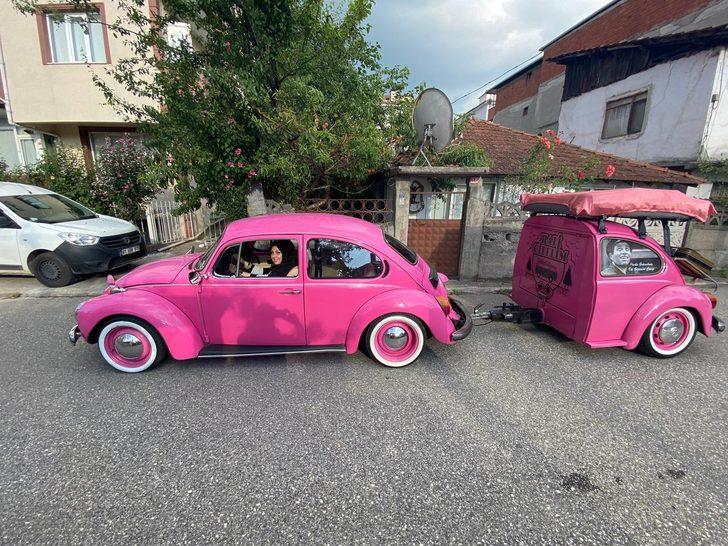 Klasik araç tutkusu ve kampçılık hayalini "Pembe Aşk"ta buluşturdu G2