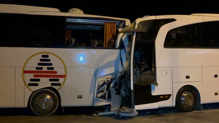 Antalya'da 2 otobüsün karıştığı kazada 2’si ağır 25 kişi yaralandı G2
