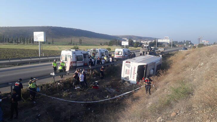 Afyonkarahisar'da yolcu otobüsünün devrilmesi sonucu 1 kişi öldü, 30 kişi yaralandı G3