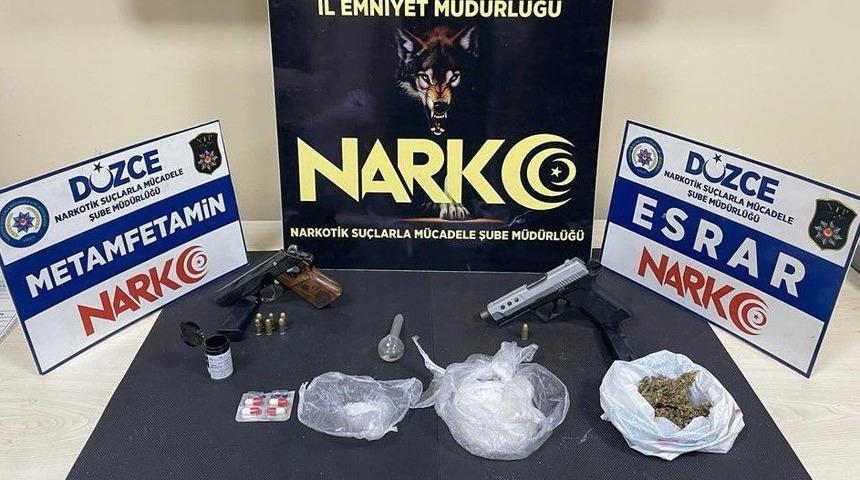 Düzce'de uyuşturucu operasyonunda 3 kişi tutuklandı