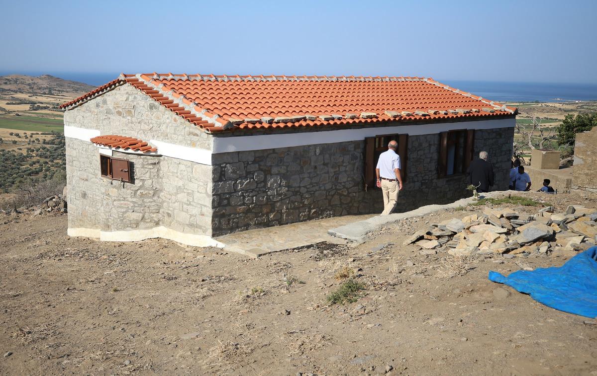 G&ouml;k&ccedil;eada'daki Aziz Trifonos Kilisesi'nde ayin d&uuml;zenlendi