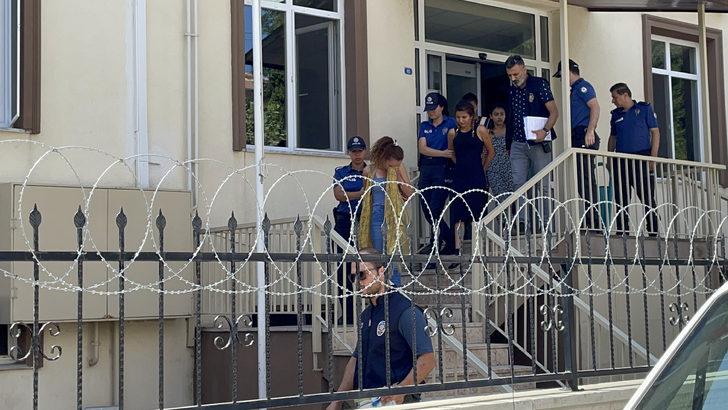 Yalova'da hırsızlık şüphelisi 3 kişi feribota binerken yakalandı G1