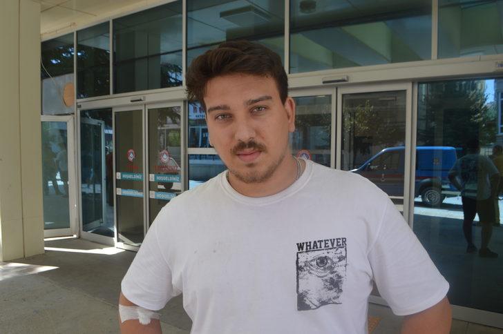 GÜNCELLEME 2 - Afyonkarahisar'da yolcu otobüsü devrildi, 1 kişi öldü, 38 kişi yaralandı G4