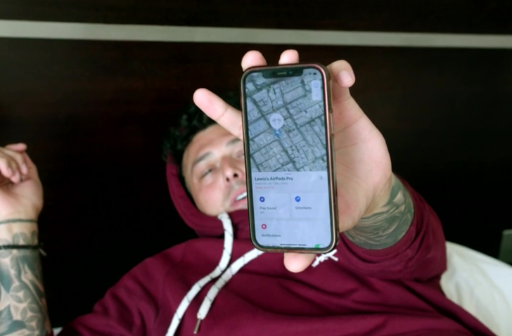 Kulaklığını çalan hırsızı aylarca takip etti! Adım adım izledi, binlerce dolar harcadı G4