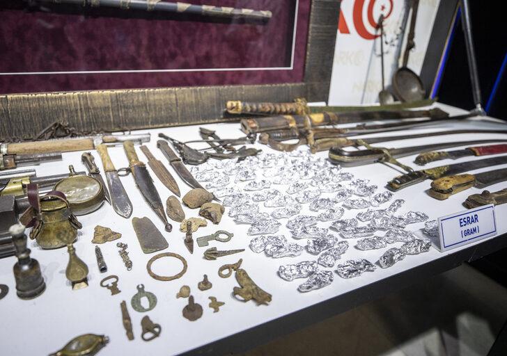 Başkentte uyuşturucu operasyonu düzenlenen evde 110 parça tarihi eser ele geçirildi G5