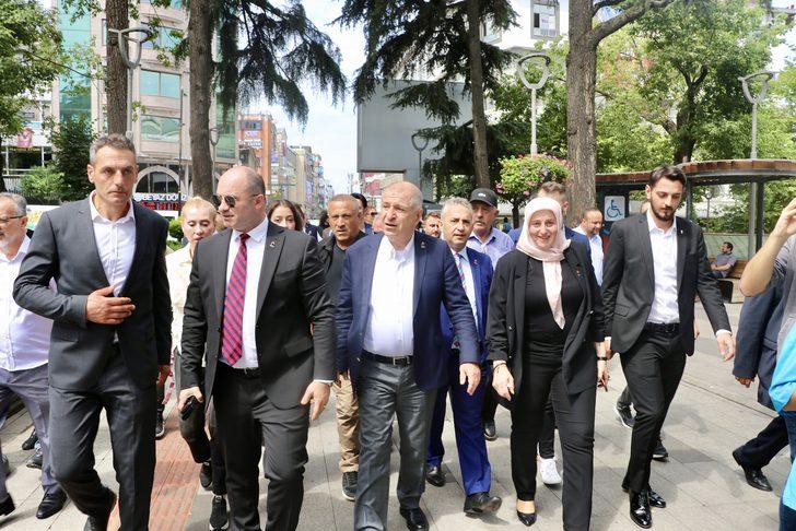 Zafer Partisi Genel Başkanı Özdağ, Trabzon'da ziyaretlerde bulundu G4
