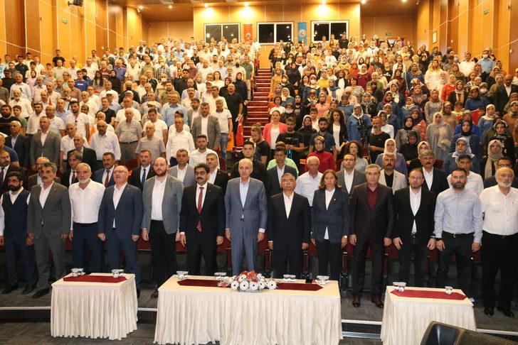 AK Parti'li Kurtulmuş, Sivas'ta partisinin danışma meclisi toplantısında konuştu: G3