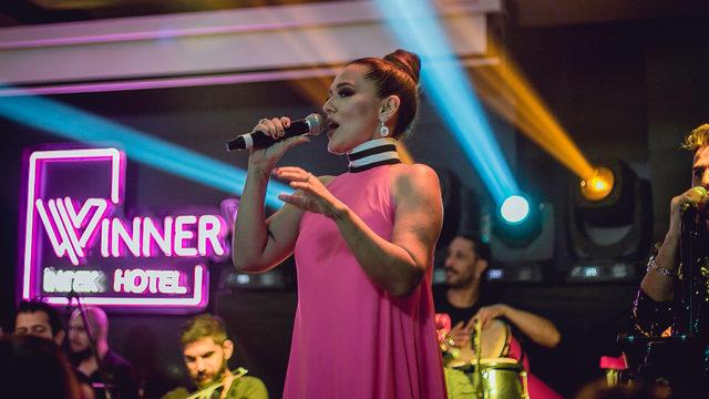 Demet Akalın:'18'inden sonra Aleyna Tilki'yi tutamayacağız'