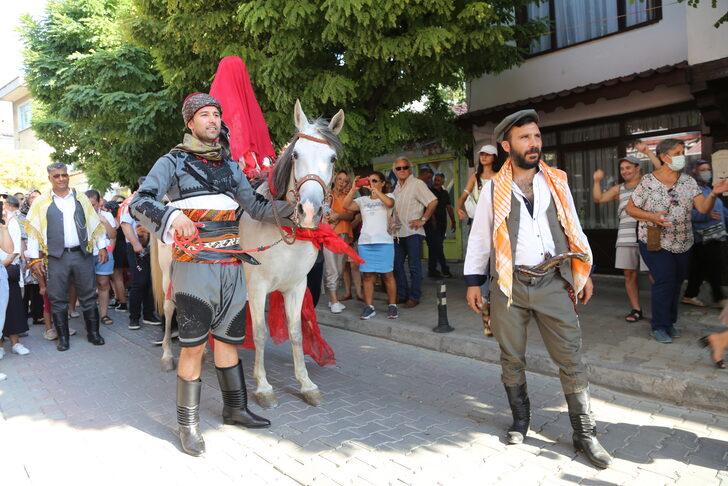 Muğla'da geleneksel gelin alma merasimi düzenlendi G2