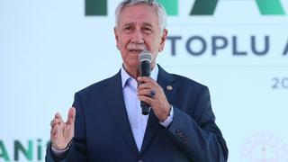 Bülent Arınç'tan dikkat çeken ifadeler! Sahneden Cumhurbaşkanı Erdoğan'a 'destek' çağrısı