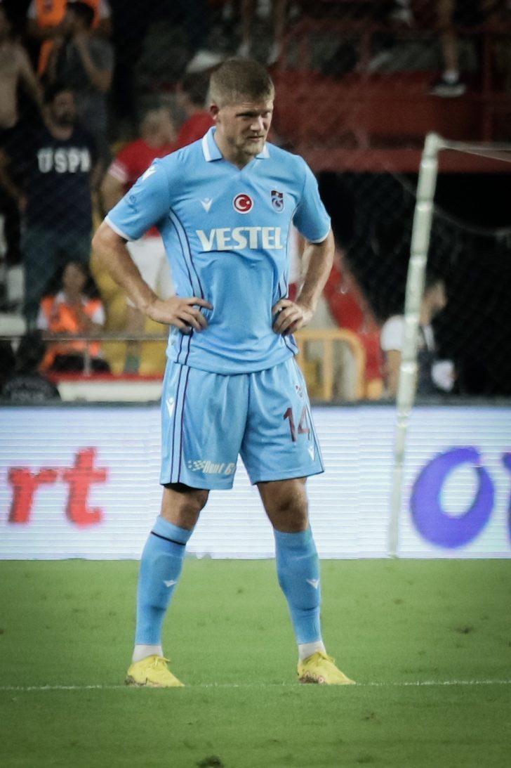 SON DAKİKA: Antalyaspor Trabzonspor'u 5-2 mağlup etti! 7 gollü maçta kazanan Antalyaspor G1