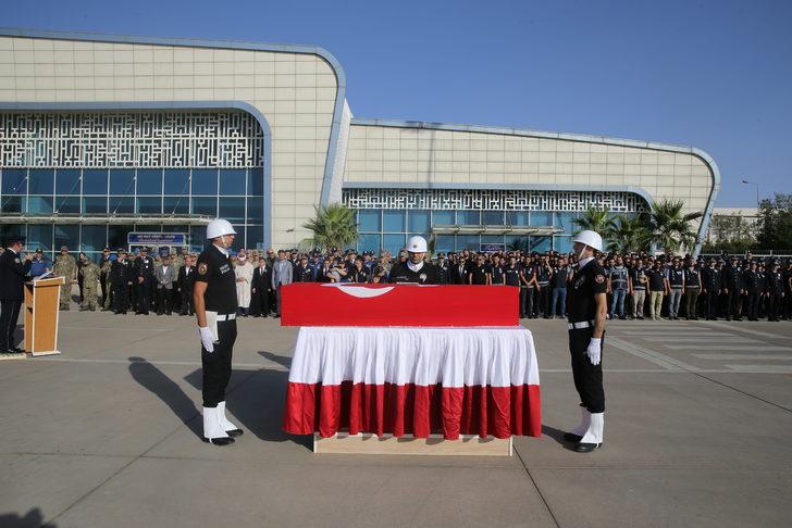 Mardin'deki trafik kazasında şehit olan polis Yahya Ergin için tören yapıldı G4