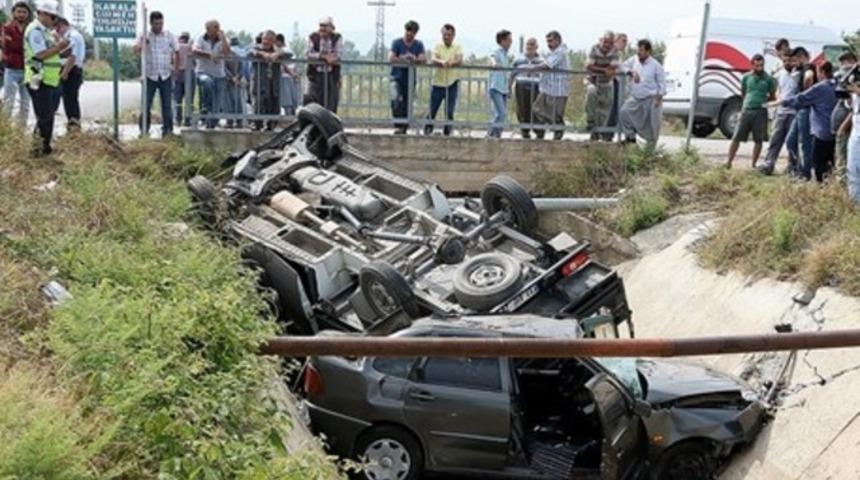 Mersin’de trafik kazası: 2 ölü