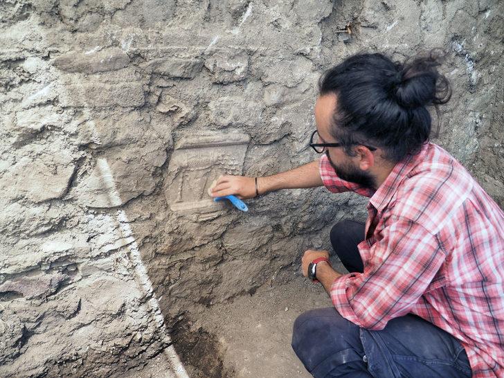 Antandros Antik Kenti'ndeki kazılarda 2 bin 350 yıllık Kibele Heykeli'ne rastlandı G3