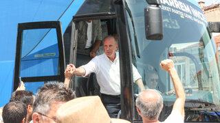 Memleket Partisi Genel Başkanı İnce, İzmir'de vatandaşlara hitap etti: