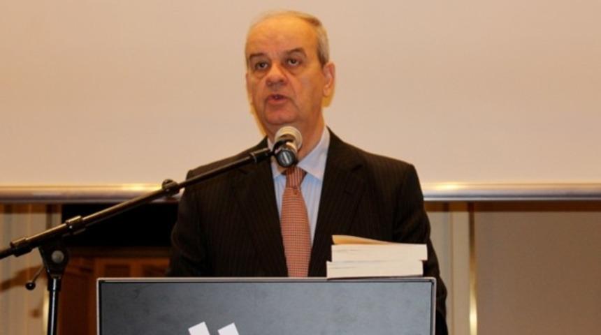 Almanya'daki panelde İlker Başbuğ'u kızdıran soru