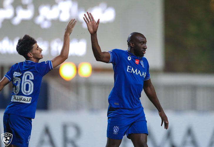 Son dakika: Ne Alexander Sörloth ne de Maxi Gomez! Fenerbahçe'nin yeni golcüsü Moussa Marega oluyor... G5