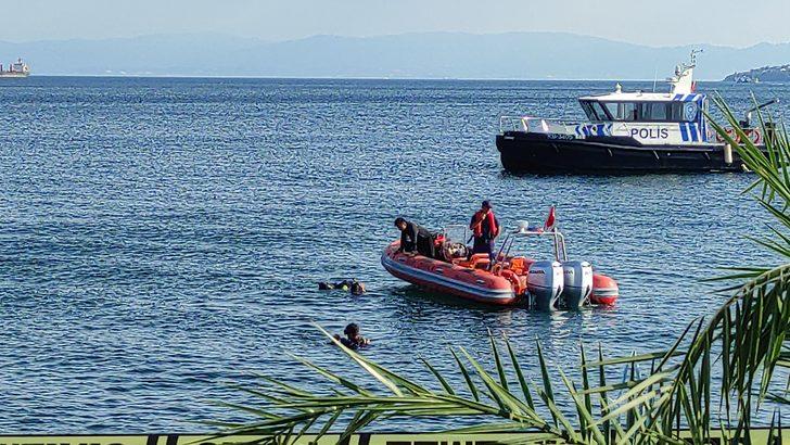Kartal sahilinde denizde el bombası bulundu G4