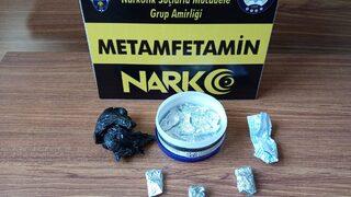 Manisa'da uyuşturucu madde ile yakalanan yabancı uyruklu kadın tutuklandı