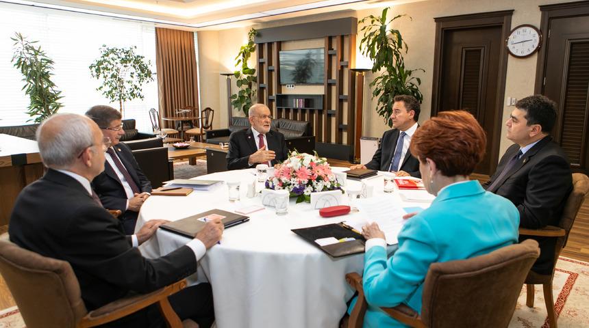Herkes adayı konuşurken 'erken seçim' hamlesi! Altılı masa için dikkat çeken iddia: 'İsimler bile hazır'